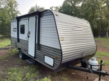 2023 Dutchmen Coleman Lantern LT Travel trailer rental in Sallisaw, OK