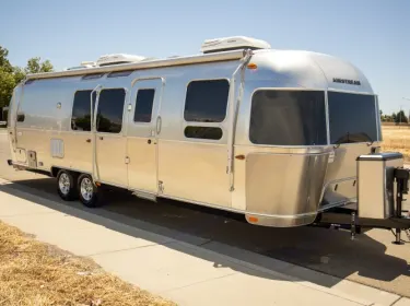 2021 Airstream Flying Cloud Travel trailer rental in Lathrop, CA