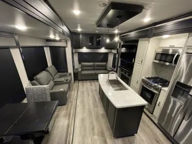 2019 Highland Ridge RV Open Range Fifth-wheel rental in Gulfport, MS