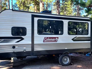 2023 Dutchmen Coleman Lantern LT Travel trailer rental in Idaho Falls, ID