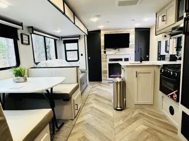 2024 Heartland RVs Mallard Travel trailer rental in Buford, GA