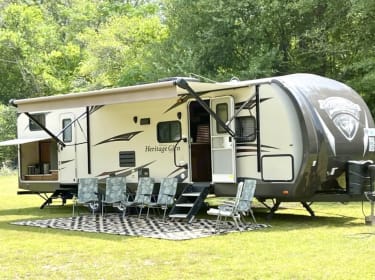 2013 Forest River Wildwood Heritage Glen Lite Travel trailer rental in West Columbia, SC