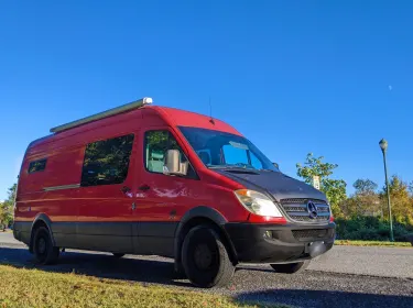 2008 Mercedes-Benz Sprinter Camper van rental in Alexandria, VA