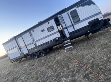 2022 Keystone RV Hideout Travel trailer rental in Eaton Rapids, MI