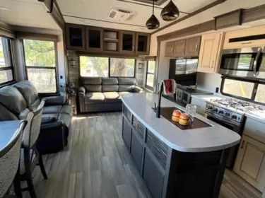 2021 Alliance RV Paradigm Fifth-wheel rental in TUCSON, AZ