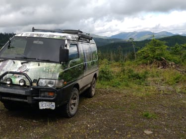 1995 Mitsubishi Delica Camper van rental in Skidegate Landing, BC