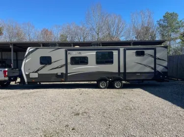 2017 Crossroads RV Rezerve Travel trailer rental in Cypress, TX