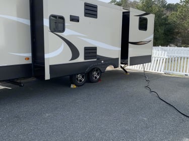 2019 Keystone RV Cougar Travel trailer rental in East New Market, MD