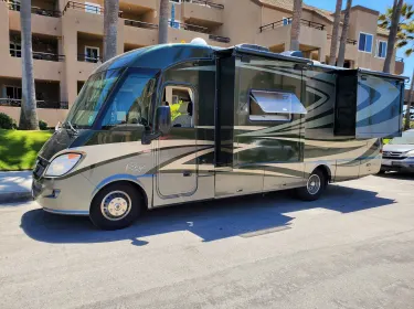 2013 Itasca Reyo Class C rental in Westminster, CA