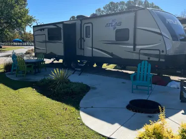 2019 Atlas Atlas Trailer Travel trailer rental in Mineral, VA