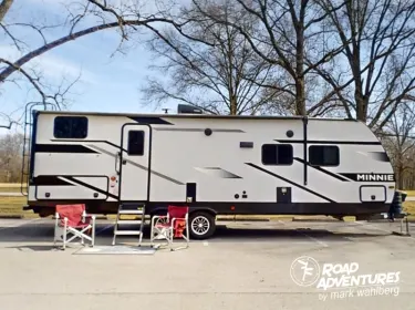 2024 Winnebago Minnie 2801BHS Travel trailer rental in Columbus, OH