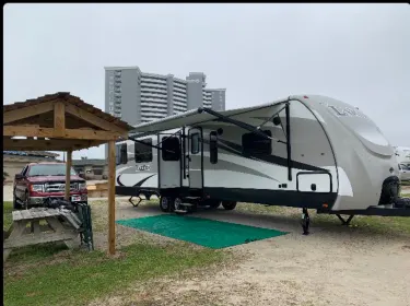 2015 Keystone Laredo Travel trailer rental in Myrtle Beach, SC