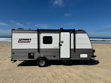 2024 Coleman Lantern 17B Travel trailer rental in Rocklin, CA