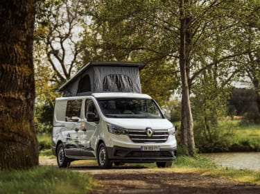 2026 Renault Trafic Truck Camper rental in Jossigny