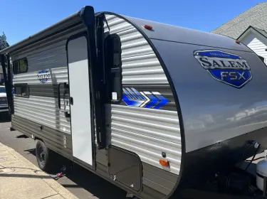 2022 Forest River Salem FSX Travel trailer rental in Damascus, OR