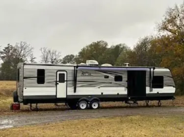 2018 Jayco Jay Flight Travel trailer rental in Roland, AR