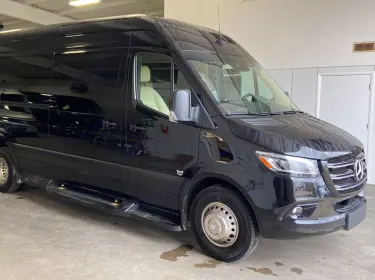 2024 Ultimate Toys Ultimate Coach Class B rental in Morrow, OH