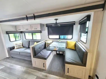 2022 Heartland RVs Sundance Ultra Lite Travel trailer rental in Myrtle Beach, SC