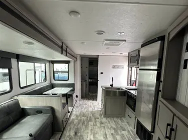 2022 Dutchmen Kodiak Ultra Lite Travel trailer rental in ludington, MI
