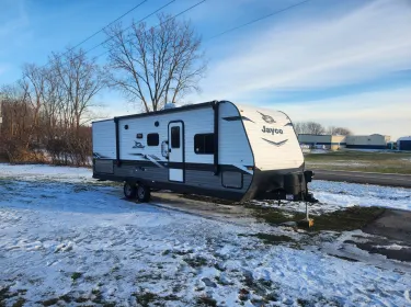 2022 Jayco Jay Flight SLX Travel trailer rental in Middleville, MI