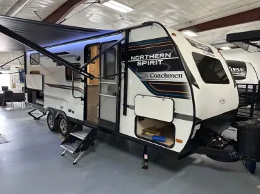 2023 Coachmen 2146BHX Travel trailer rental in Sturgeon Bay, WI