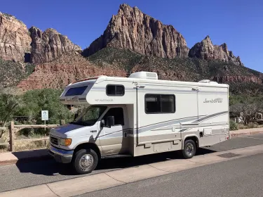 2005 Jamboree Jamboree Motorhome Class C rental in Bozeman, MT