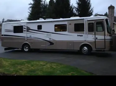2003 Holiday Rambler Endeavor Class A rental in Marysville, WA