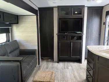 2022 Jayco Jay Flight SLX Rocky Mountain Edition Travel trailer rental in Kennewick, WA