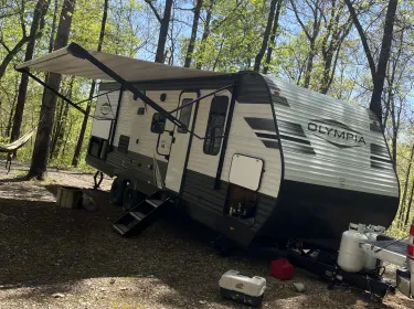 2022 Highland Ridge RV Olympia Travel trailer rental in Jonesboro, AR