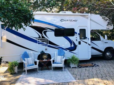 2022 Thor Motor Coach Chateau Class C rental in Mason, MI