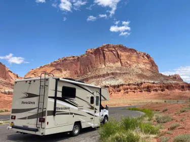 2020 Winnebago Minnie Winnie Class C rental in Portland, OR