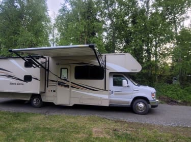 2016 Winnebago Minnie Winnie Class C rental in Wasilla, AK