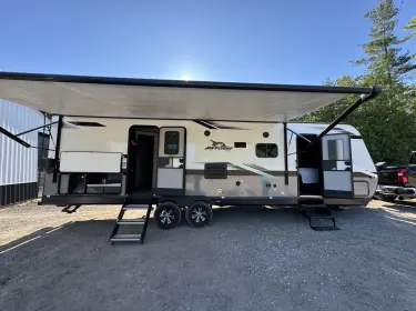 2023 Jayco Jay Flight Travel trailer rental in Traverse City, MI