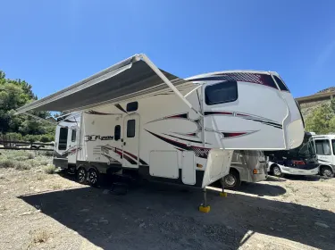 2011 Keystone Fuzion Toy hauler rental in Reno, NV