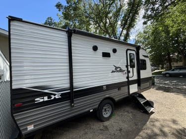 2023 Jayco Jay Flight SLX Travel trailer rental in Regina, SK