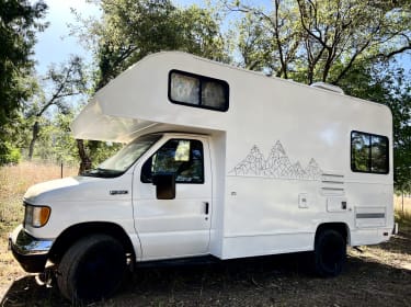 1994 Ford Econoline Class C rental in Placerville, CA