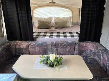 2001 Jayco Eagle Folding trailer rental in Fallbrook, CA