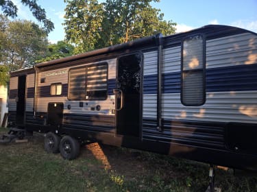 2021 Forest River Cherokee Grey Wolf Travel trailer rental in Fredericksburg, PA