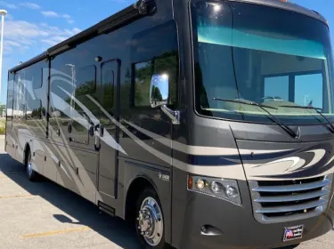 2017 Thor Motor Coach Miramar Class A rental in Tampa Bay, FL