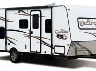 2016 Spree Escape Travel trailer rental in Pinckney, MI