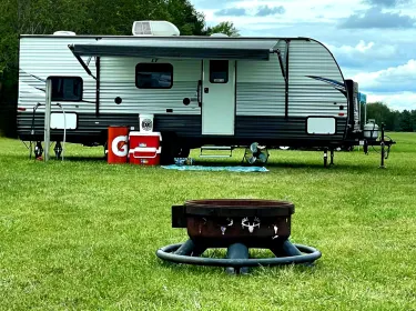 2021 Prime Time Avenger Travel trailer rental in Mikado, MI