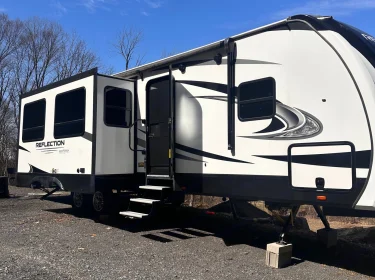 2022 Grand Design Reflection Travel trailer rental in Alfred Station, NY
