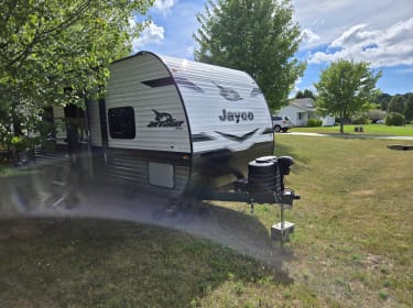 2024 Jayco Jay Flight SLX Travel trailer rental in Traverse City, MI