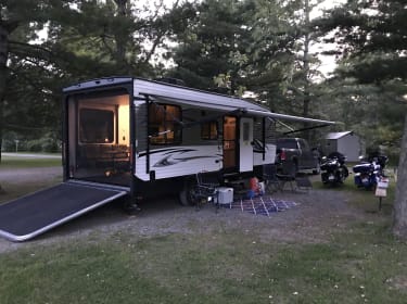 2018 Jayco Octane Toy hauler rental in Clarence-Rockland, ON