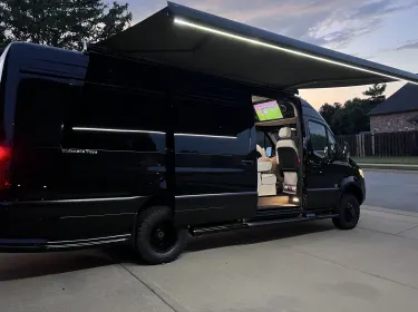 2025 Ultimate Toys Ultimate Coach Class B rental in Rogers, AR