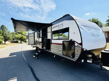 2025 Forest River Campsite Reserve 27MR Travel trailer rental in Columbus, OH