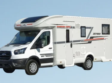 2022 Roller Team 685 Zefiro Camper van rental in Hayes