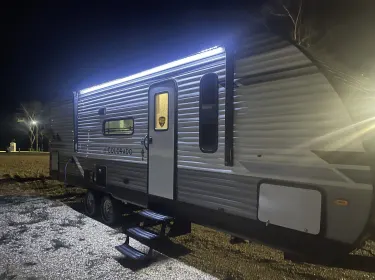 2024 Dutchmen 26bhc Travel trailer rental in Tylertown, MS