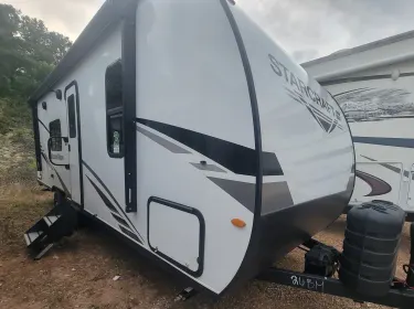 2024 Starcraft Autunm Ridge 26bh Travel trailer rental in Morganton, GA