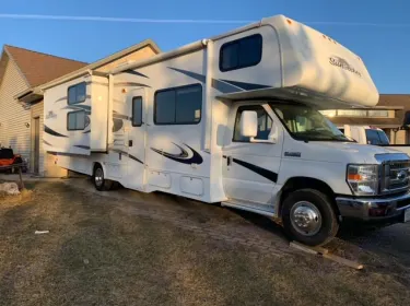 2013 Forest River Sunseeker Class C rental in Kaukauna, WI
